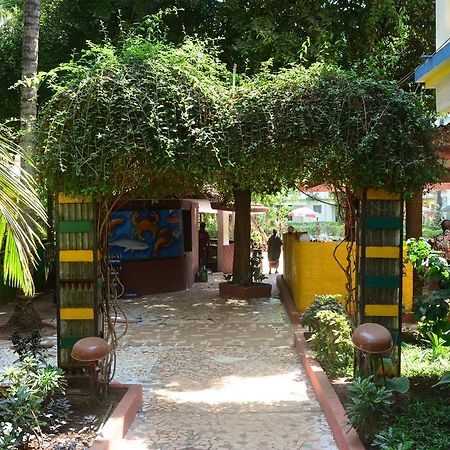 Colonia De Braganza Resorts Calangute Exterior photo